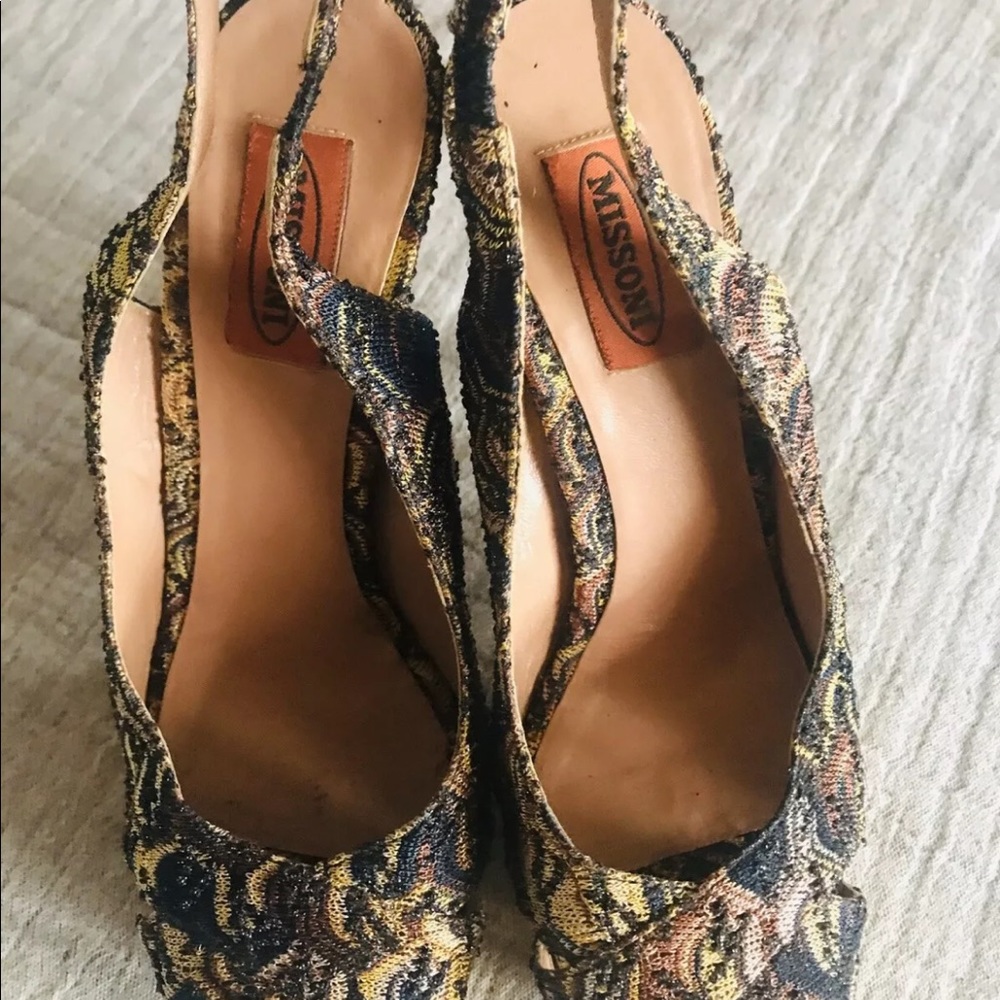 Brand-Missoni  Size-US 8.5  Color-Multicolor